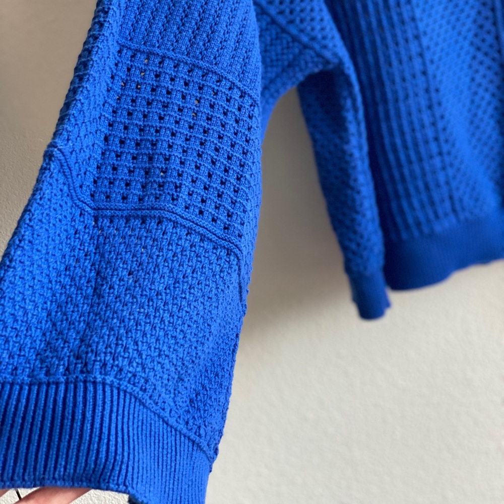 Anthropology MOTH Bell Sleeve Cable Knit Cardi! 💙